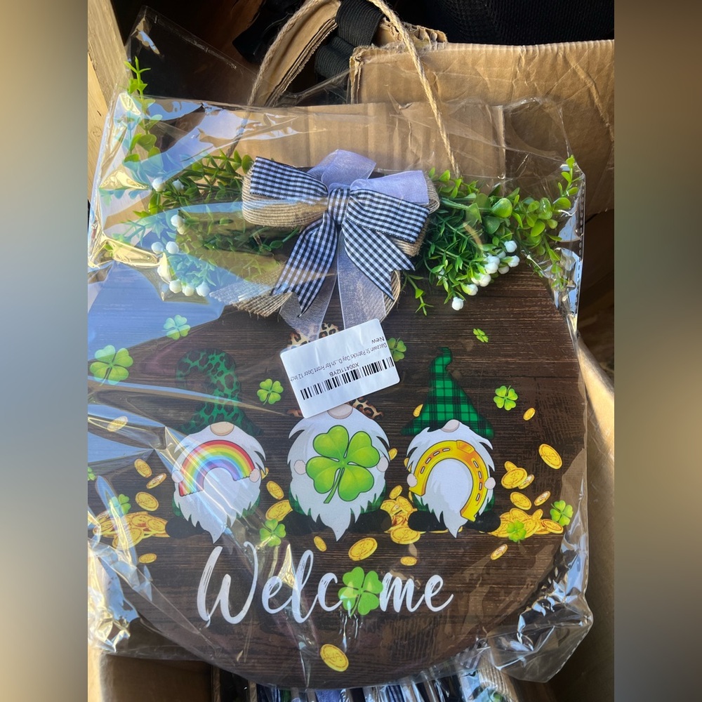 St. Patrick's Day Welcome Sign with Gnomes